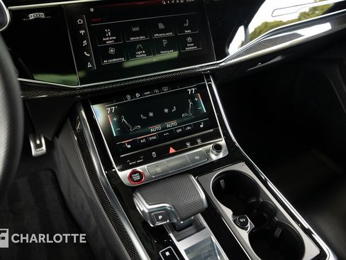 Used 2023 Audi SQ7 Premium Plus w/ Towing Package image 25