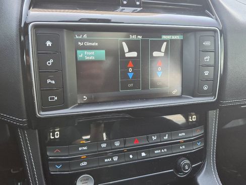 Used 2018 Jaguar F-PACE R-Sport AWD/4WD image 21