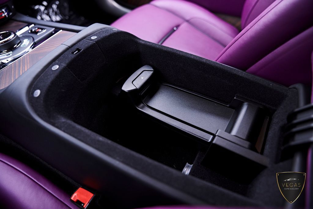 Used 2017 Rolls-Royce Wraith RWD image 72