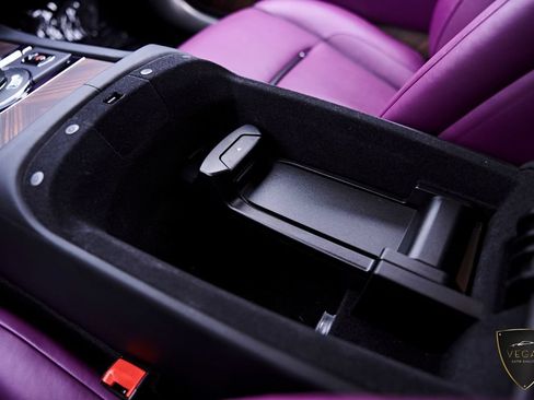 Used 2017 Rolls-Royce Wraith RWD image 72