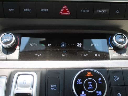 Used 2024 Hyundai Palisade Calligraphy AWD/4WD image 48