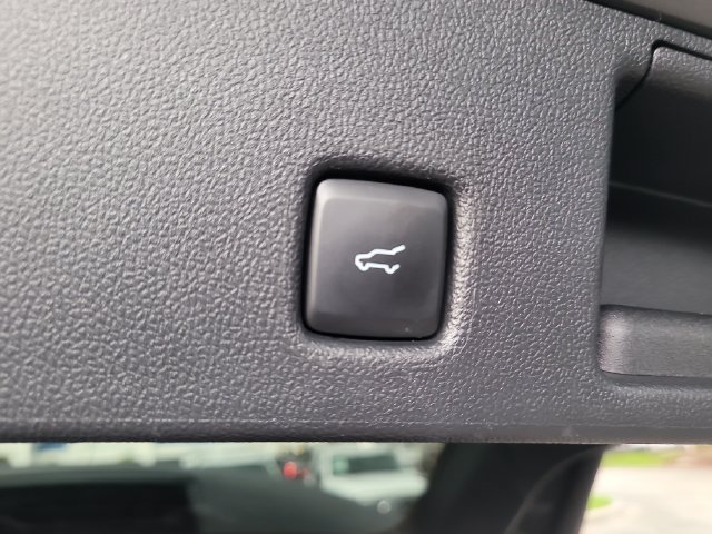 Used 2024 Ford Escape Active FWD image 11