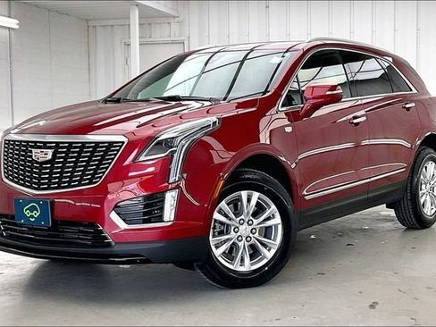 Certified 2022 Cadillac XT5 Luxury AWD/4WD image 2