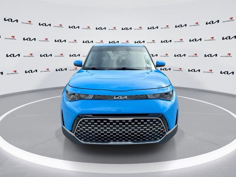 Certified 2023 Kia Soul EX FWD image 3