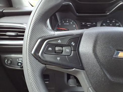 Used 2023 Chevrolet TrailBlazer LT w/ Convenience Package AWD/4WD image 14