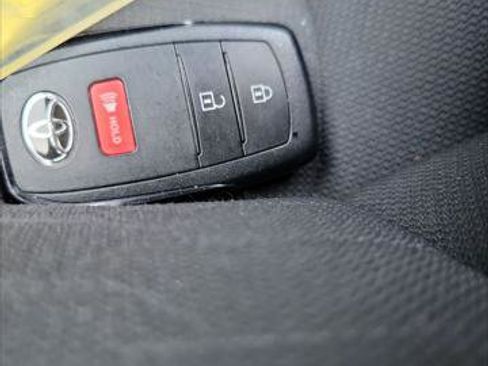 Certified 2023 Toyota Corolla SE image 35