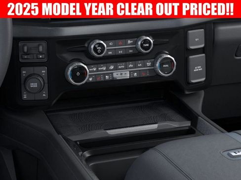 New 2025 Ford F250 Platinum image 15