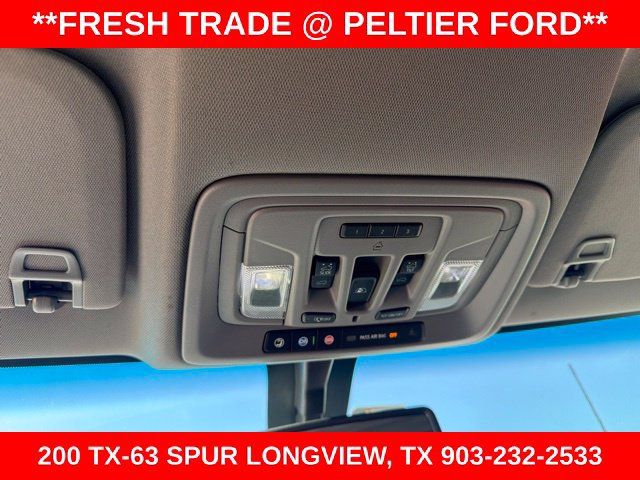 Used 2022 GMC Sierra 2500 SLT w/ SLT Convenience Package AWD/4WD image 16