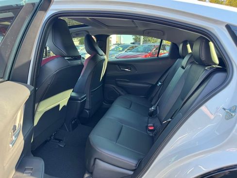 New 2026 Toyota Prius Plug-In Hybrid image 10