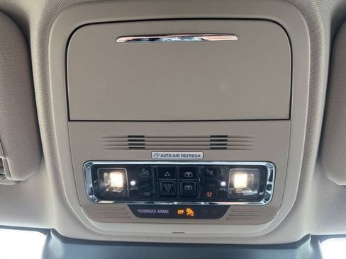 New 2025 Lincoln Corsair Reserve w/ Equipment Group 202A AWD/4WD image 23