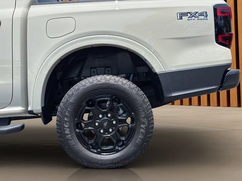 Used 2025 Ford Ranger XLT w/ FX4 Off-Road Package AWD/4WD image 17
