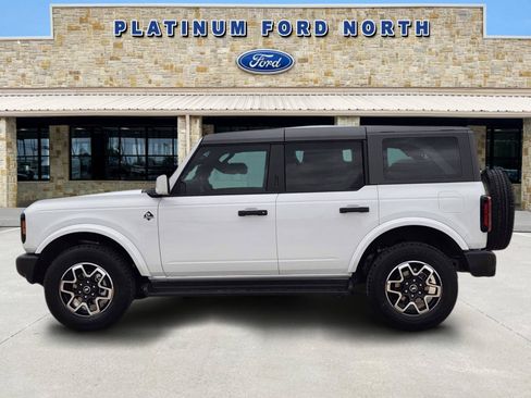 New 2026 Ford Bronco Outer Banks AWD/4WD image 3