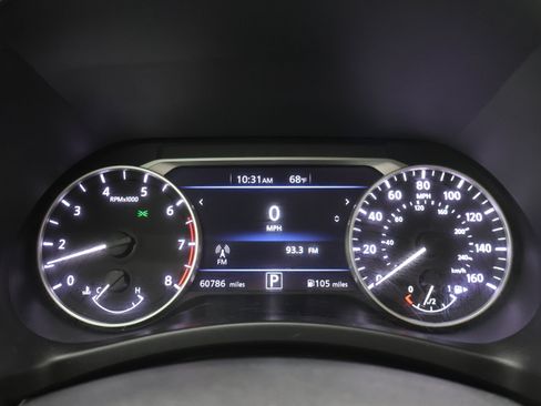 Used 2024 Nissan Sentra SV FWD image 10