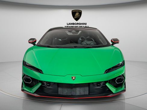 Used 2026 Lamborghini Temerario AWD/4WD image 2