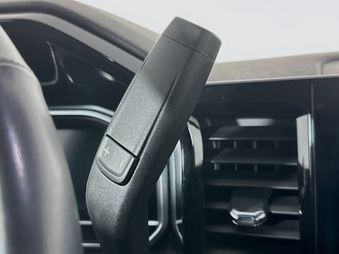 Used 2022 Chevrolet Silverado 1500 LT image 24