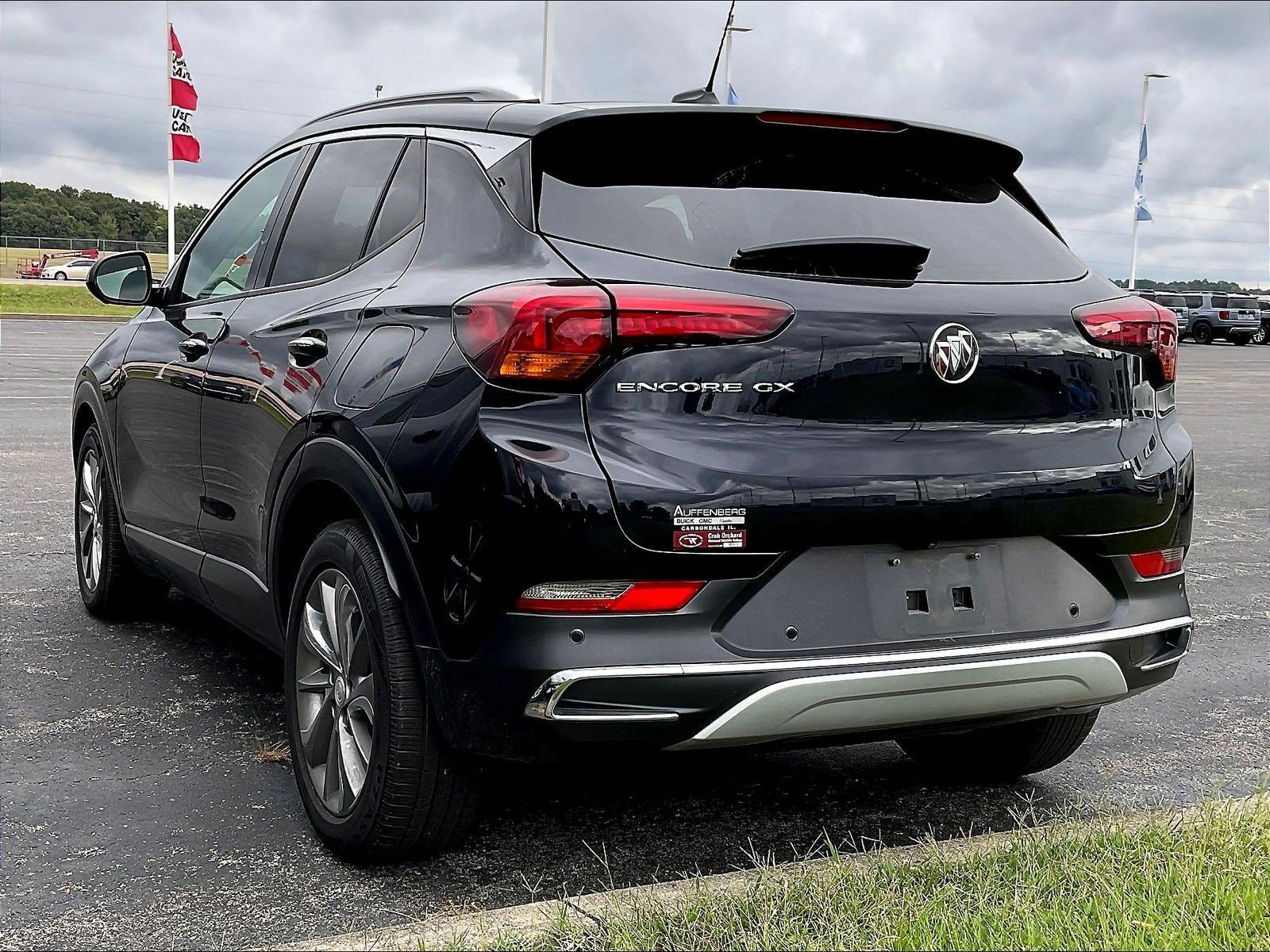 Used 2021 Buick Encore GX Essence w/ Advanced Technology Package FWD image 3