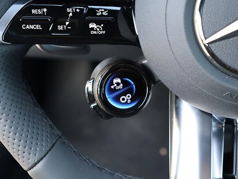 New 2026 Mercedes-Benz CLE 53 AMG 4MATIC Cabriolet image 37
