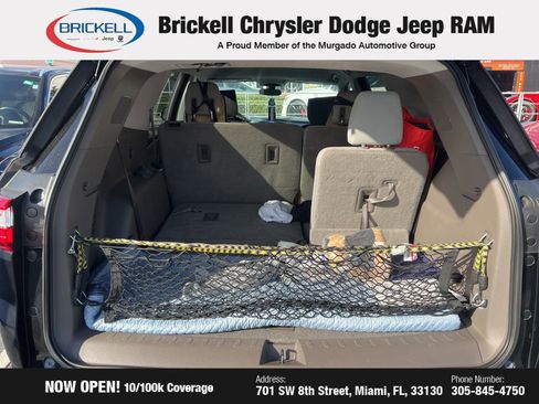 Used 2018 Chevrolet Traverse LT image 16