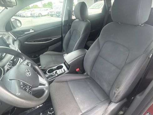 Used 2019 Hyundai Tucson Value FWD image 8