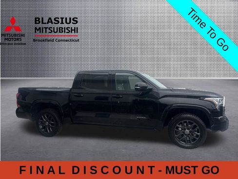 Used 2024 Toyota Tundra Platinum AWD/4WD image 4