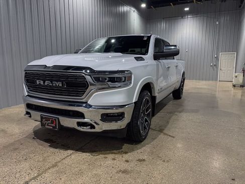 Used 2022 RAM 1500 Limited AWD/4WD image 1