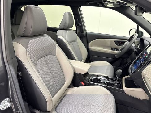 Used 2026 Subaru Forester Premium AWD/4WD image 25