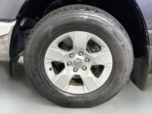 Used 2021 RAM 1500 Big Horn AWD/4WD image 38