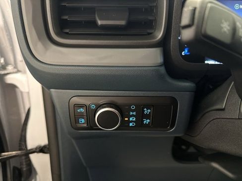 Used 2025 Ford Maverick XL image 19