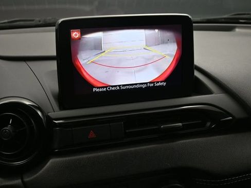 Used 2021 MAZDA MX-5 Miata RF Club RWD image 7