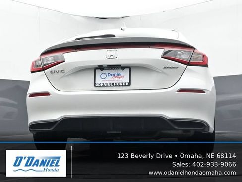 Used 2023 Honda Civic Sport image 11