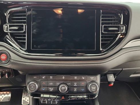 Used 2021 Dodge Durango SRT w/ Technology Group image 21