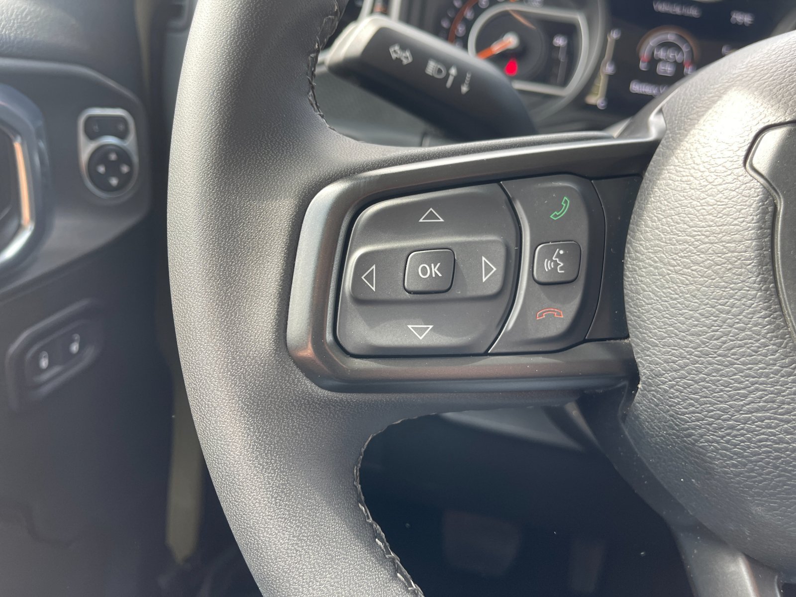 Used 2026 Jeep Gladiator Mojave AWD/4WD image 26