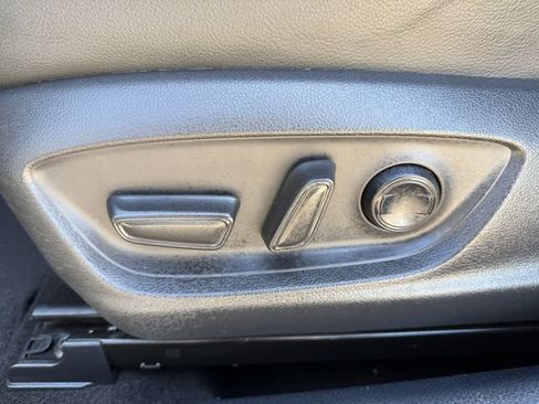 Used 2022 Toyota Camry XSE image 26