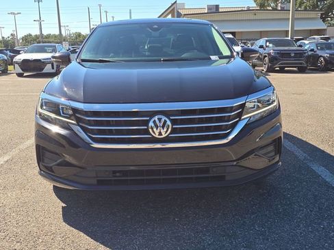 Used 2020 Volkswagen Passat 2.0T SEL image 3