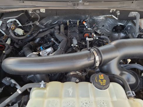 Used 2023 Ford Expedition Limited image 17