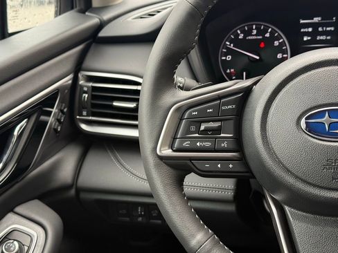 New 2025 Subaru Outback Limited image 11