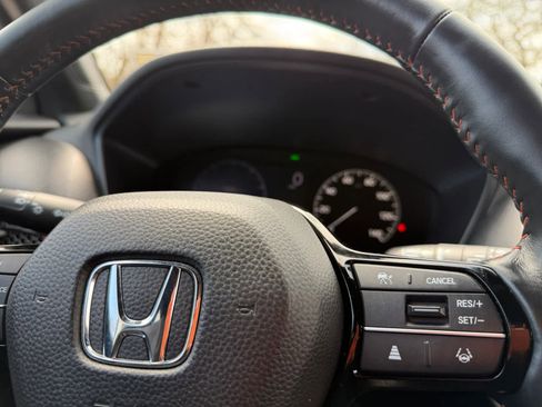 Used 2023 Honda HR-V Sport image 26