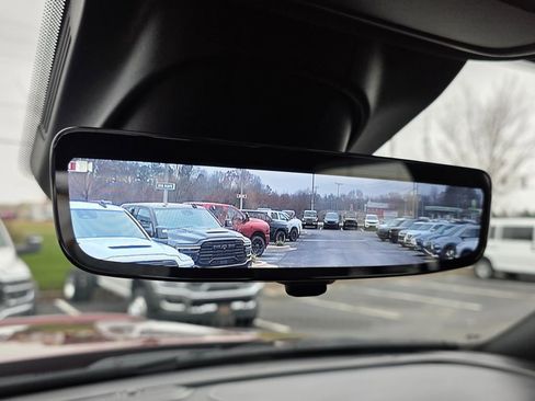 Used 2023 RAM 2500 Limited image 28