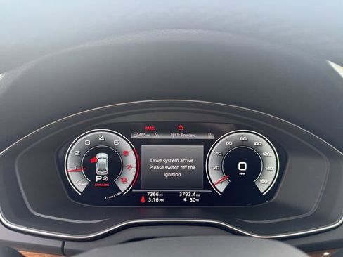 Used 2024 Audi Q5 2.0T Prestige image 21