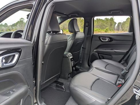 New 2026 Jeep Compass Latitude image 36