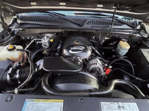 Used 2001 Chevrolet Silverado 1500 4x4 Regular Cab w/ Firm Ride Suspension Pkg image 12