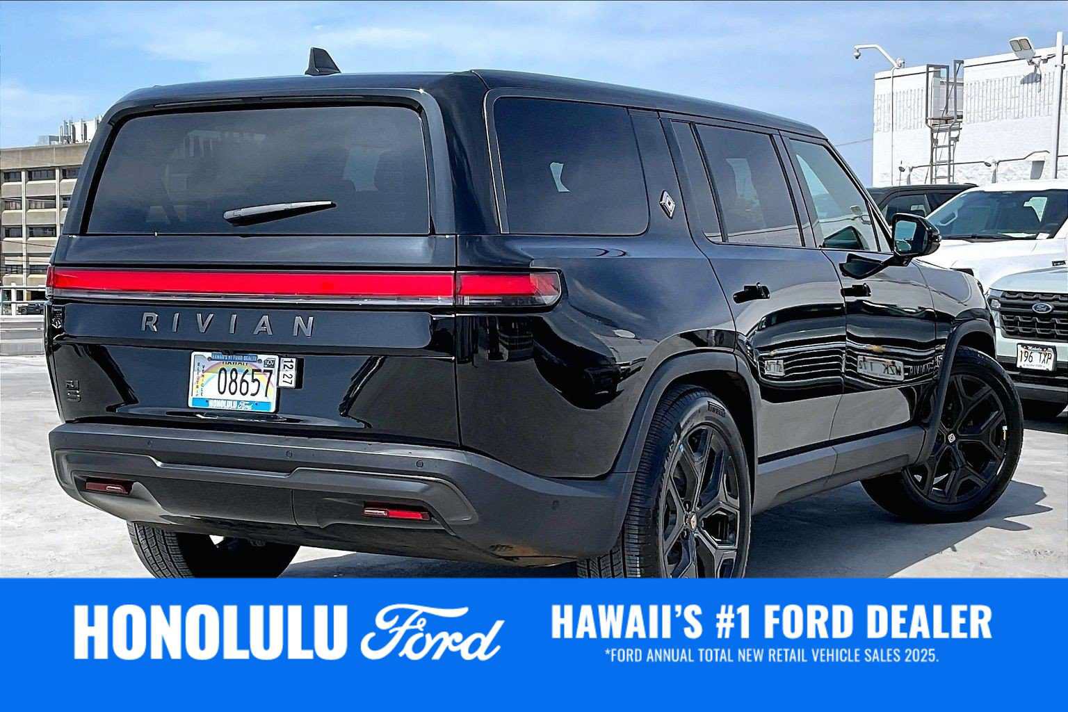Used 2026 Rivian R1S Adventure Dual AWD/4WD image 22