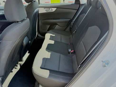 Used 2024 Kia Forte LXS FWD image 36