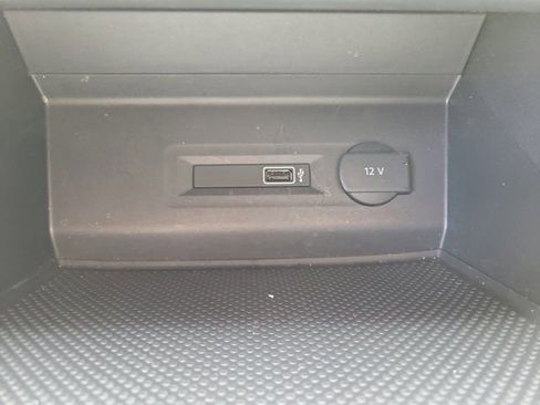 Used 2018 Volkswagen Atlas S image 29