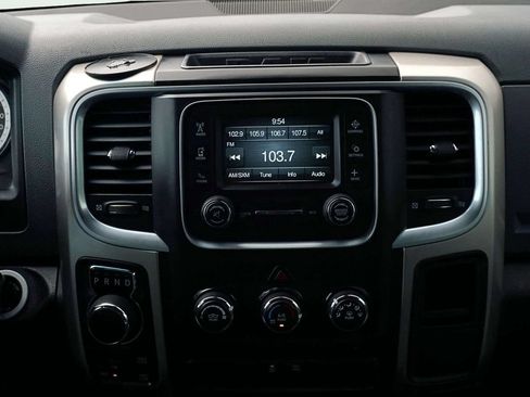 Used 2017 RAM 1500 Classic SLT AWD/4WD image 19