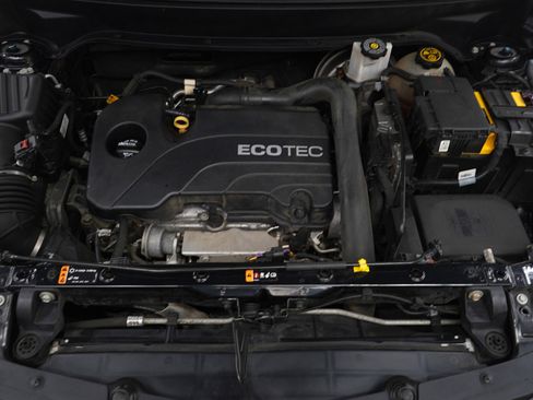 Used 2018 Chevrolet Equinox LT image 31