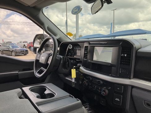 Certified 2025 Ford F350 XLT AWD/4WD image 16