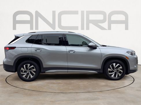 New 2026 Volkswagen Tiguan S FWD image 9