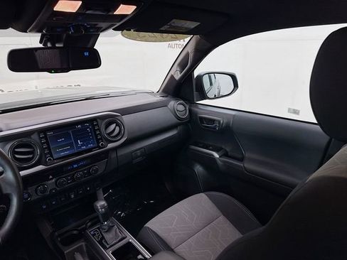 Used 2023 Toyota Tacoma TRD Off-Road image 21