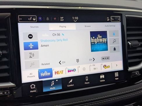 New 2026 Chrysler Pacifica Select FWD image 18